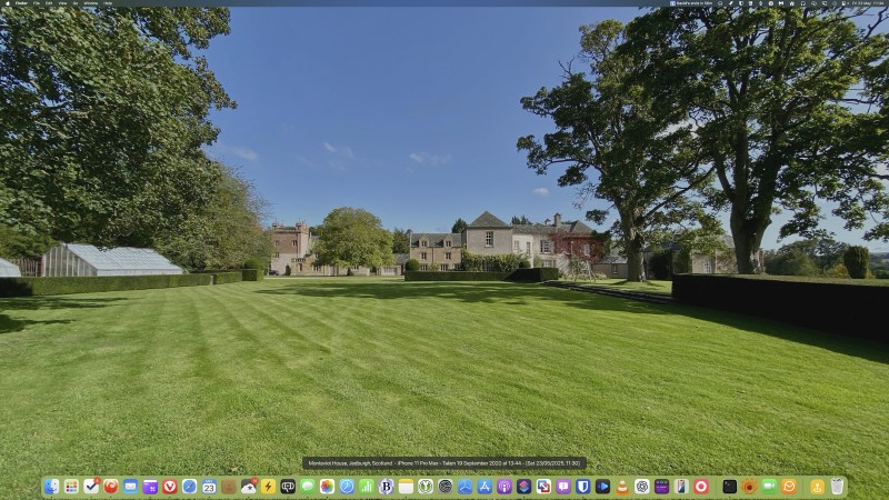 Wallpaper_Example02.jpg